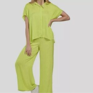 YFB Young Fabulous & Broke Neon Lime Green Leopard Jacquard 2-Piece Set Small
